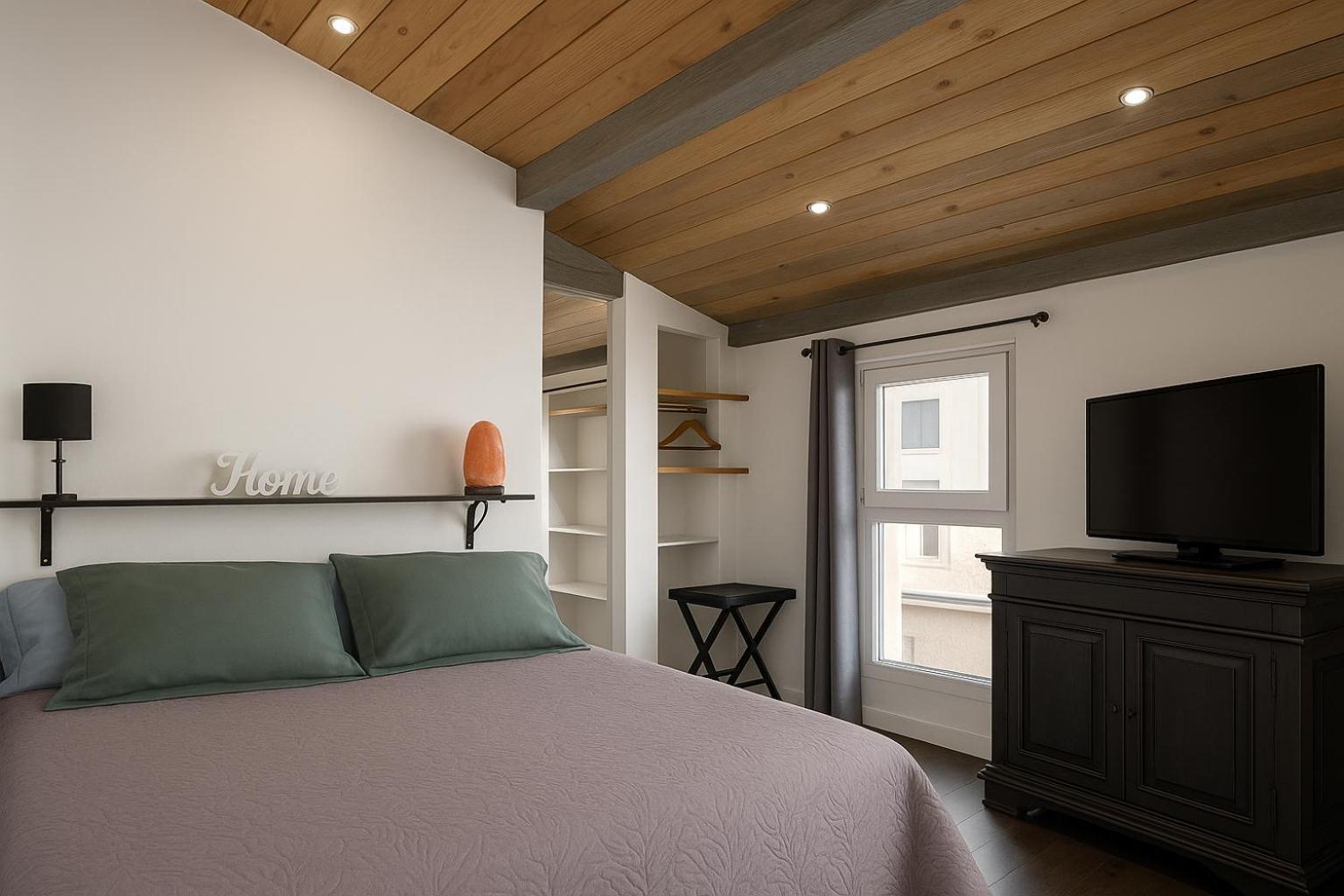 Insolite Studio -La Tour Des Templiers- Montfrin Εξωτερικό φωτογραφία